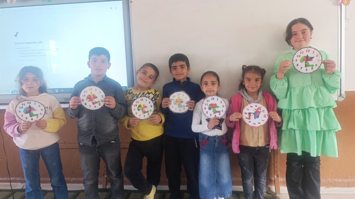 SAATLERİ ÖĞRENİYORUZ