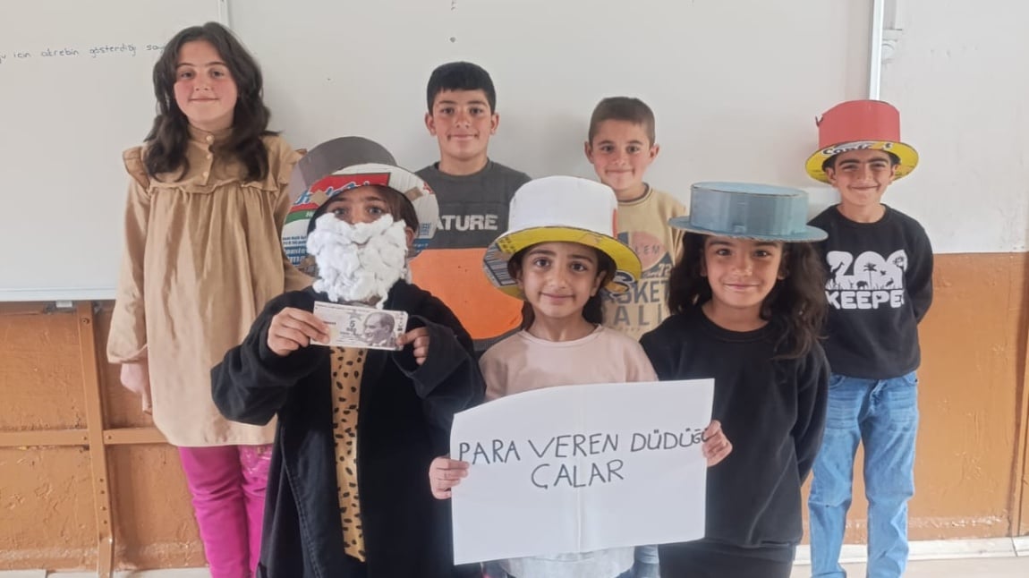NASRETTİN HOCAYI ÖĞRENİYORUZ